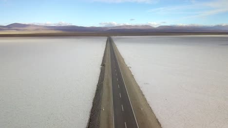 famosas salinas en el noroeste de argentina