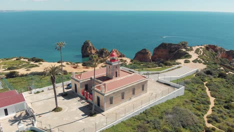 farol da ponta da piedade, faro histórico en lagos, algarve, portugal