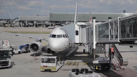 Aerolíneas-Airfrance-En-El-Aeropuerto-De-París