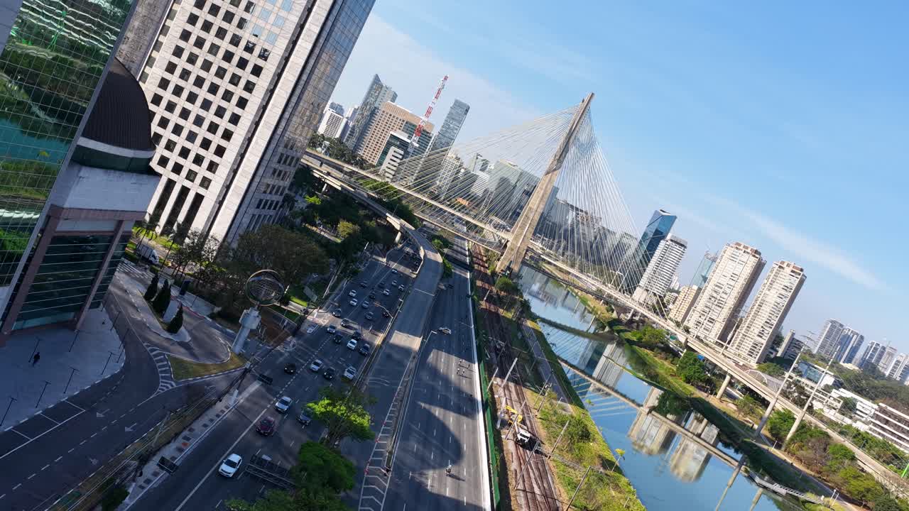 Cable Stayed Bridge At Sao Paulo In Brazil. Downtown Cityscape. Traffic Road. Bridge Landscape. Cable Stayed Bridge At Sao Paulo In Brazil. Metropolitan Background. Sao Paulo Brazil