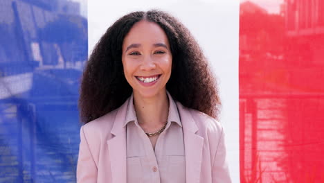 mujer, cara y sonrisa en francia