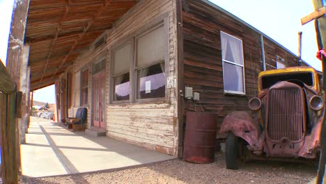 The-facade-of-an-old-bar-or-diner-sits-in-the-Mojave-desert-2