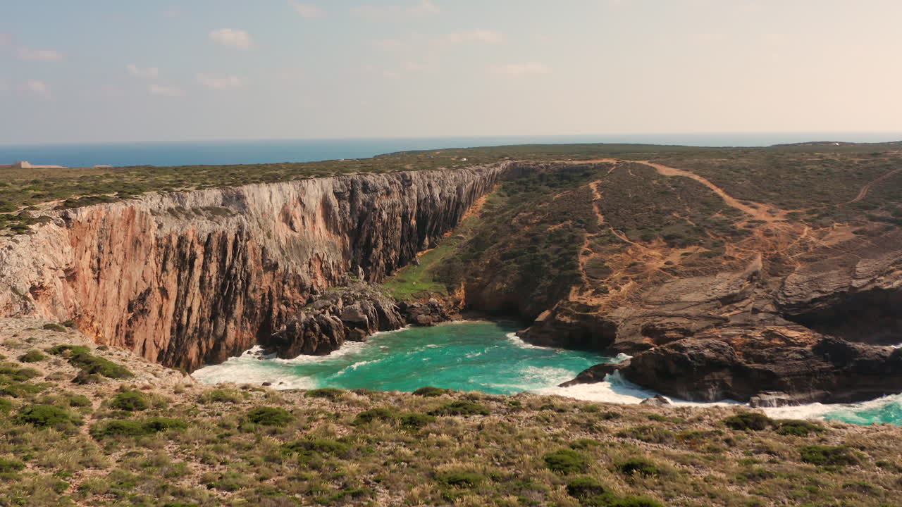공중: 포르투갈 algarve에 있는 cabo de são vicente 주변 풍경