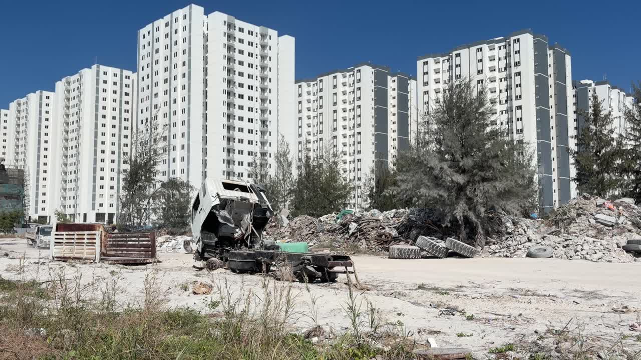 Hulhumalé, Maldive: città con moderni grattacieli e layout urbano pianificato