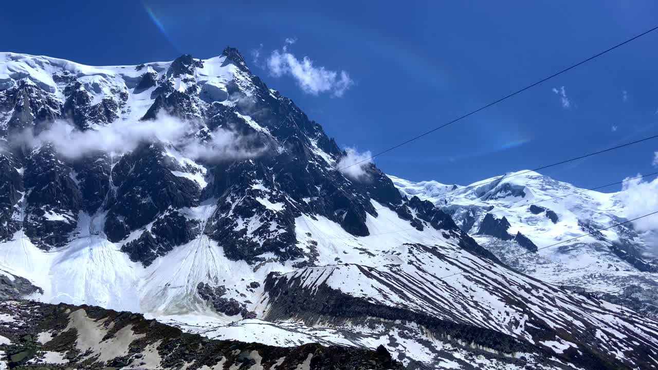 계획에서 본 경치 좋은 aiguille du midi 산
