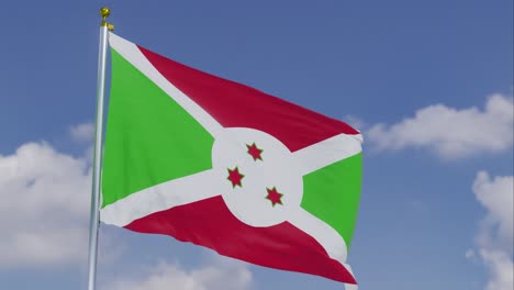 Bandera-De-Burundi-Moviéndose-En-El-Viento-Con-Un-Cielo-Azul-Claro-En-El-Fondo,-Nubes-Moviéndose-Lentamente,-Asta-De-Bandera,-Cámara-Lenta