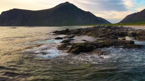 Strand-Lofoten-Inseln-Strand