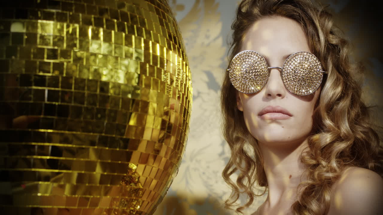 batb gafas de oro 4k 03