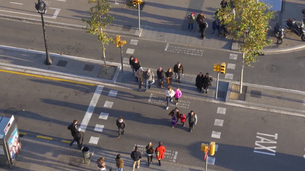 보행자 도로 교통 거리 지붕  뷰 4k 바르셀로나