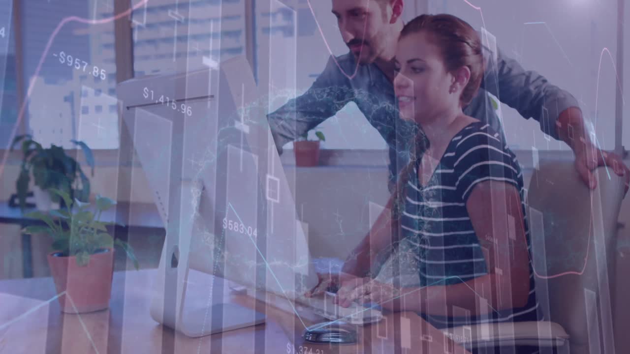 animación del procesamiento de datos financieros sobre personas de negocios que usan computadora en reuniones