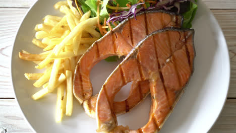 grilled salmon steak fillet with vegetable
