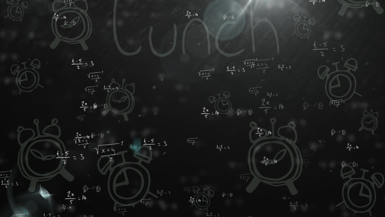Animazione di formule matematiche in movimento su una lavagna.