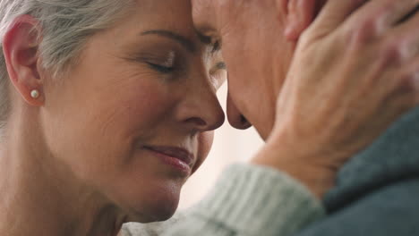 Liebe,-Paar-Und-Ruhestand-Mit-Einer-älteren-Frau