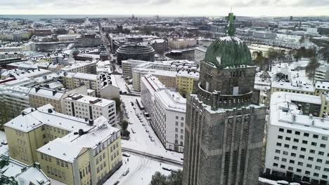 Kirche-In-Helsinki-Nach-Einer-Schneebestäubung