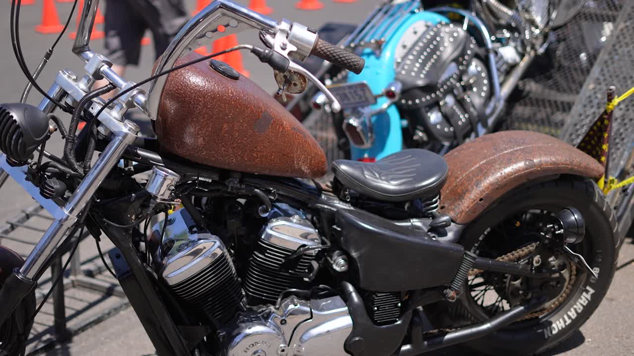 ⁇ 은 오토바이, 오토바이  ⁇ 의 일원, 하일리 데이비드슨을 타고, 오토바이 운전자, 오토바이  ⁇