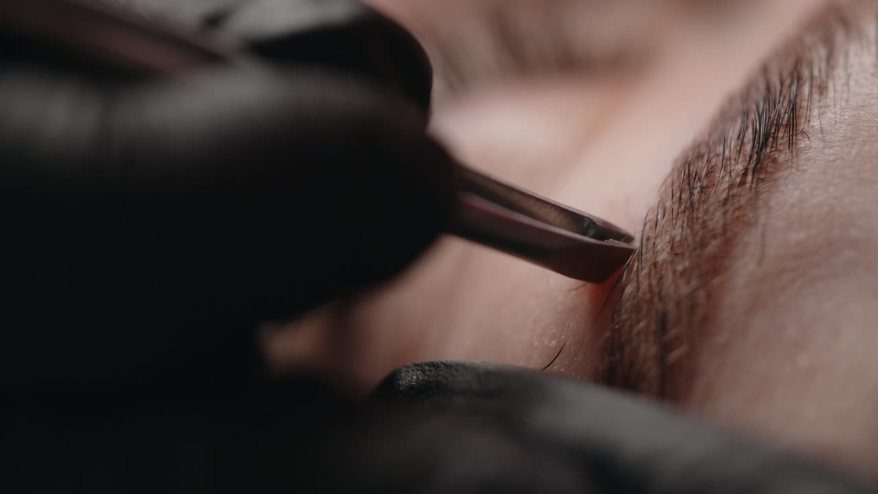 Eyebrow Shaping Treatment
