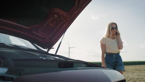 video of helpless woman calling roadside assistance