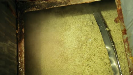 producción de azúcar a partir de remolacha, mezcla en un recipiente, cocción de verduras crudas, vapor