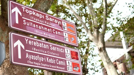 letreros de información turística de estambul