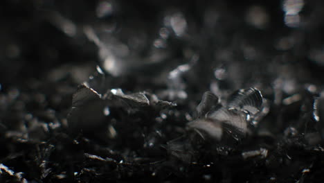 metal fillings chaotic movement