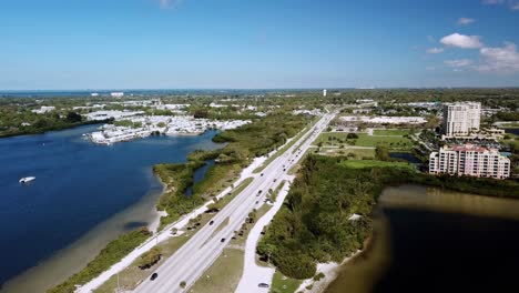 Bradenton-Florida-Autopista-Cerca-Del-Río-Manatí-Antena