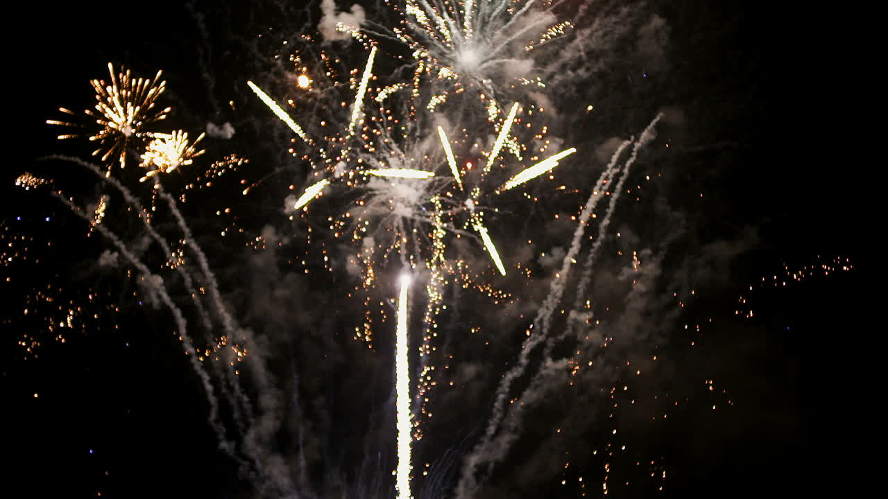 espectáculo de fuegos artificiales de año nuevo 8