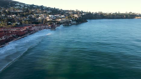 Luftaufnahme-Der-King-Tide-über-La-Jolla-Shores