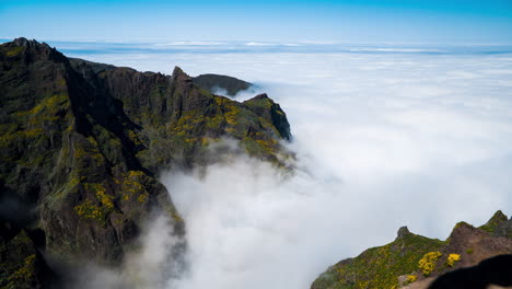 4K-mountain-timelapse-of-clouds-from-above-on-island-of-Madeira-Portugal
