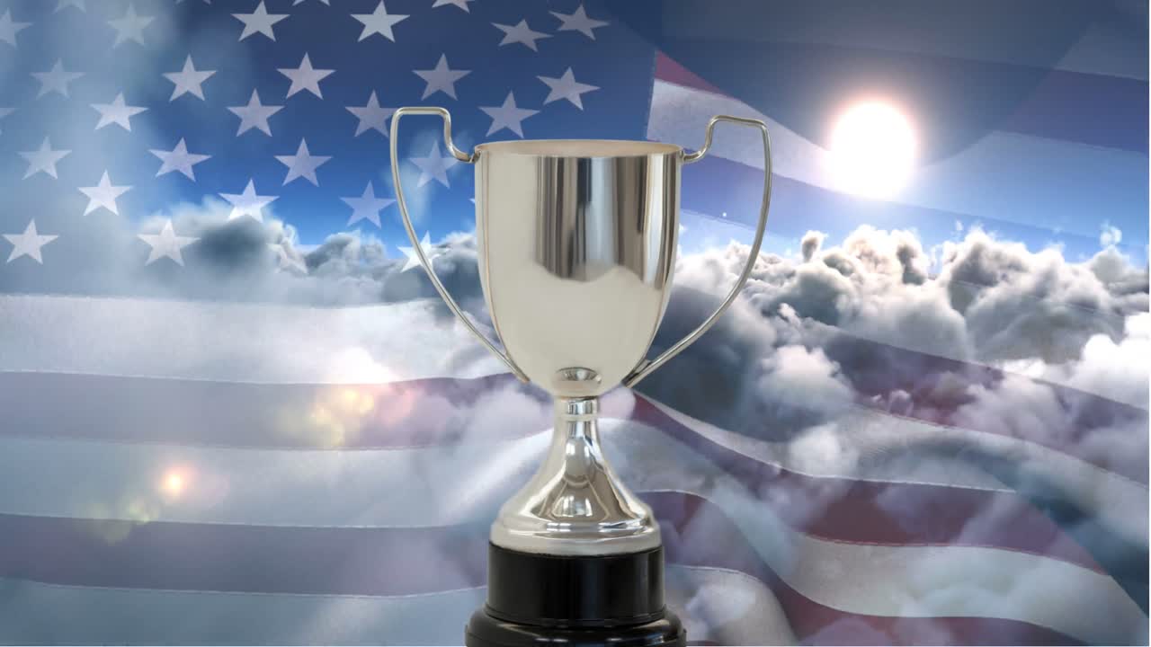 bandera americana contra las nubes