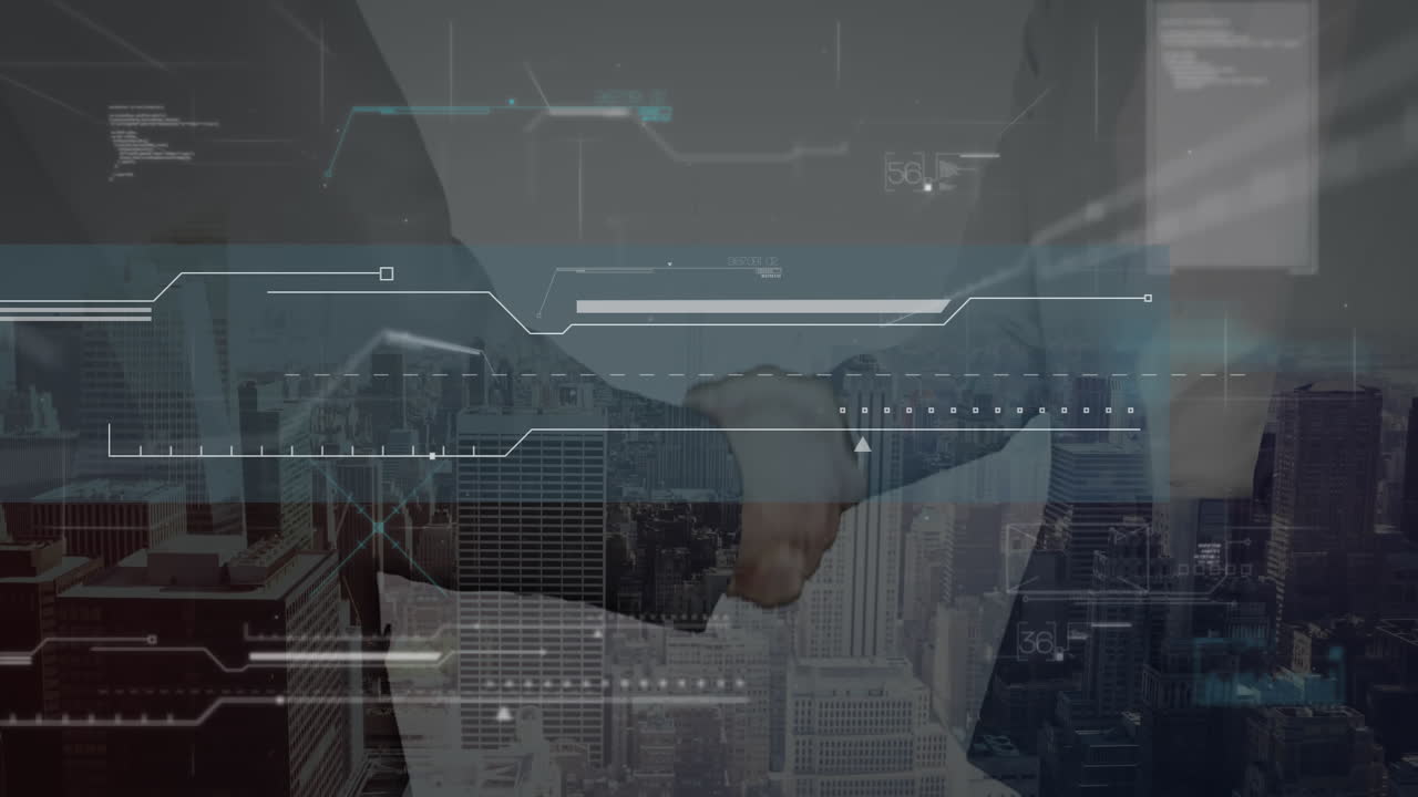 procesamiento de datos sobre la sección media de hombre de negocios y mujer de negocios estrechando la mano contra el paisaje urbano