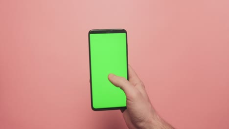 scrolling on green screen smartphone