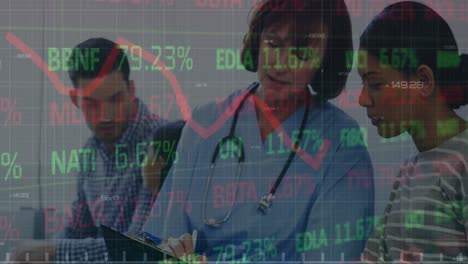 Animación-Del-Procesamiento-De-Datos-Financieros-Sobre-Diversos-Médicos