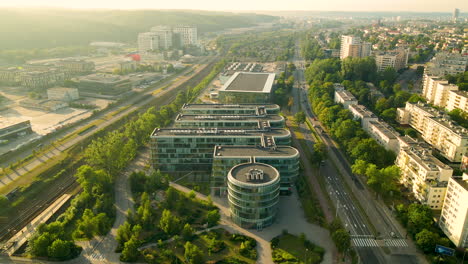 Parque-De-Ciencia-Y-Tecnología-De-Pomerania-Gdynia---Vista-De-Airrail-Al-Atardecer