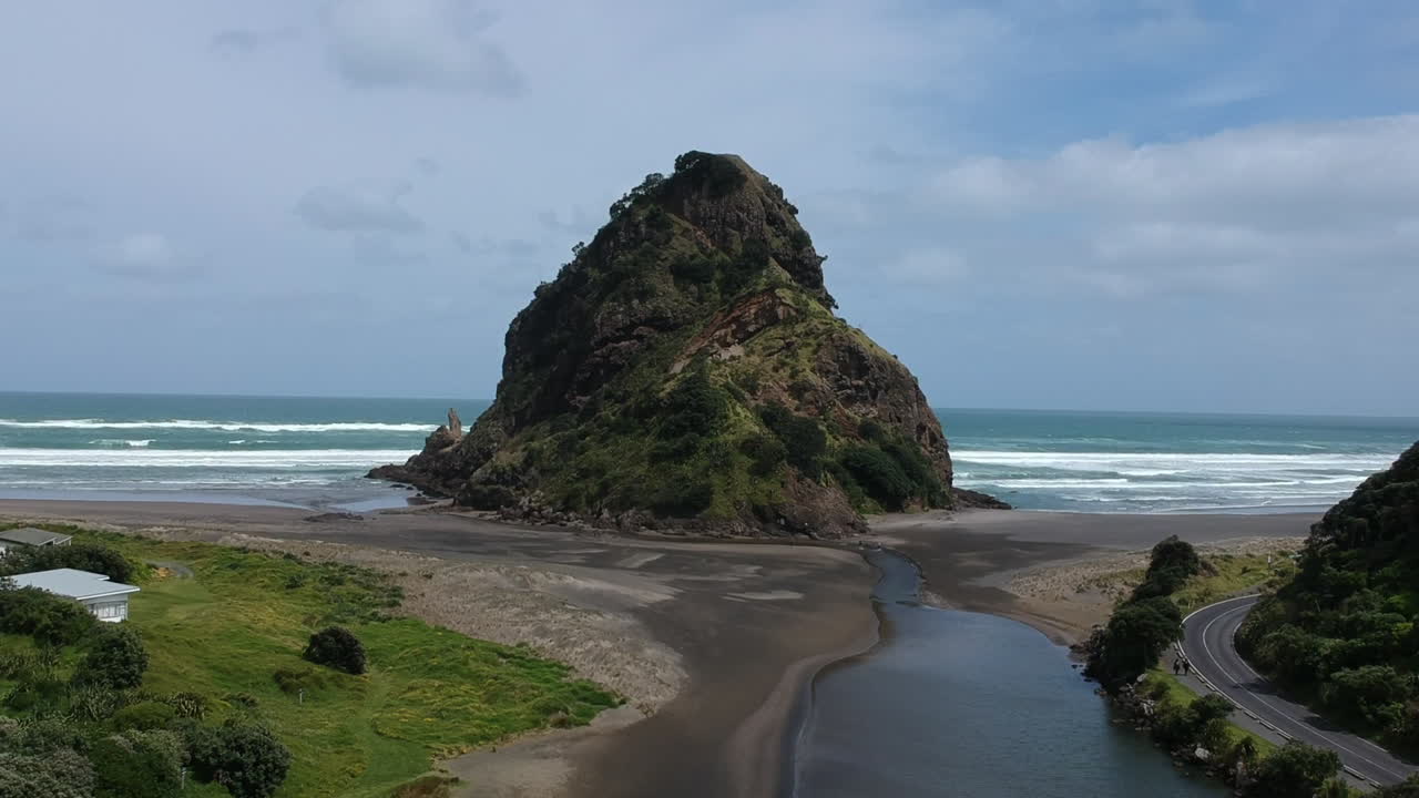 Drone Crane shot at Lions Rock in North Island New Zealand 1080p