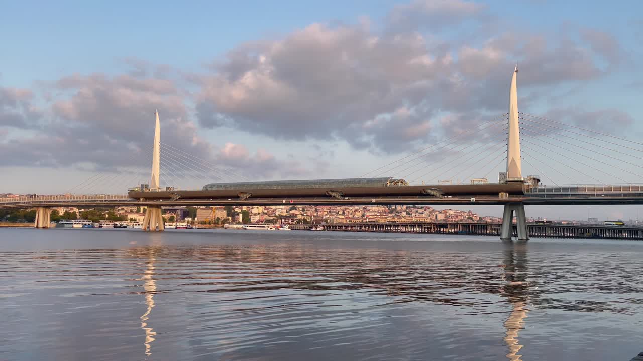 이스탄불, 꿈의 도시: 골든 호른 뷰