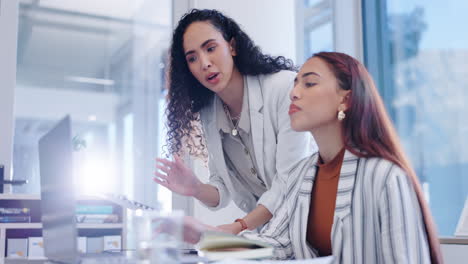 Coworking,-Beratung-Und-Frauen-Mit-Dokument