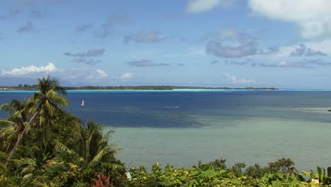 Paisaje-En-Bora-Bora,-Polinesia-Francesa