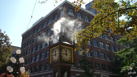 Toma-De-Establecimiento-En-Cámara-Lenta-De-Gastown