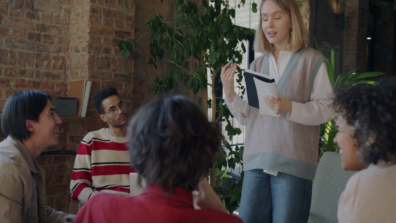 현대적 인 사무실 에서 사업 회의