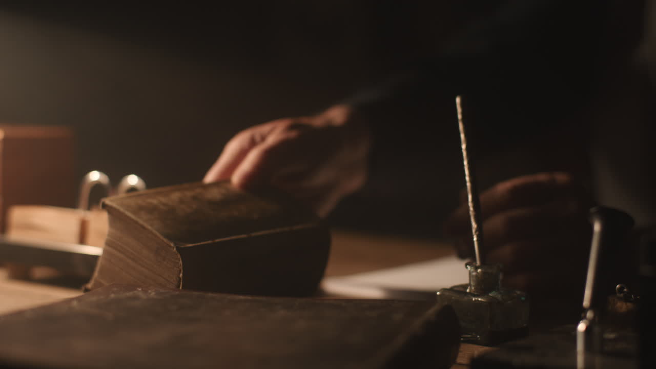 Old passionate man read a book in his office at night