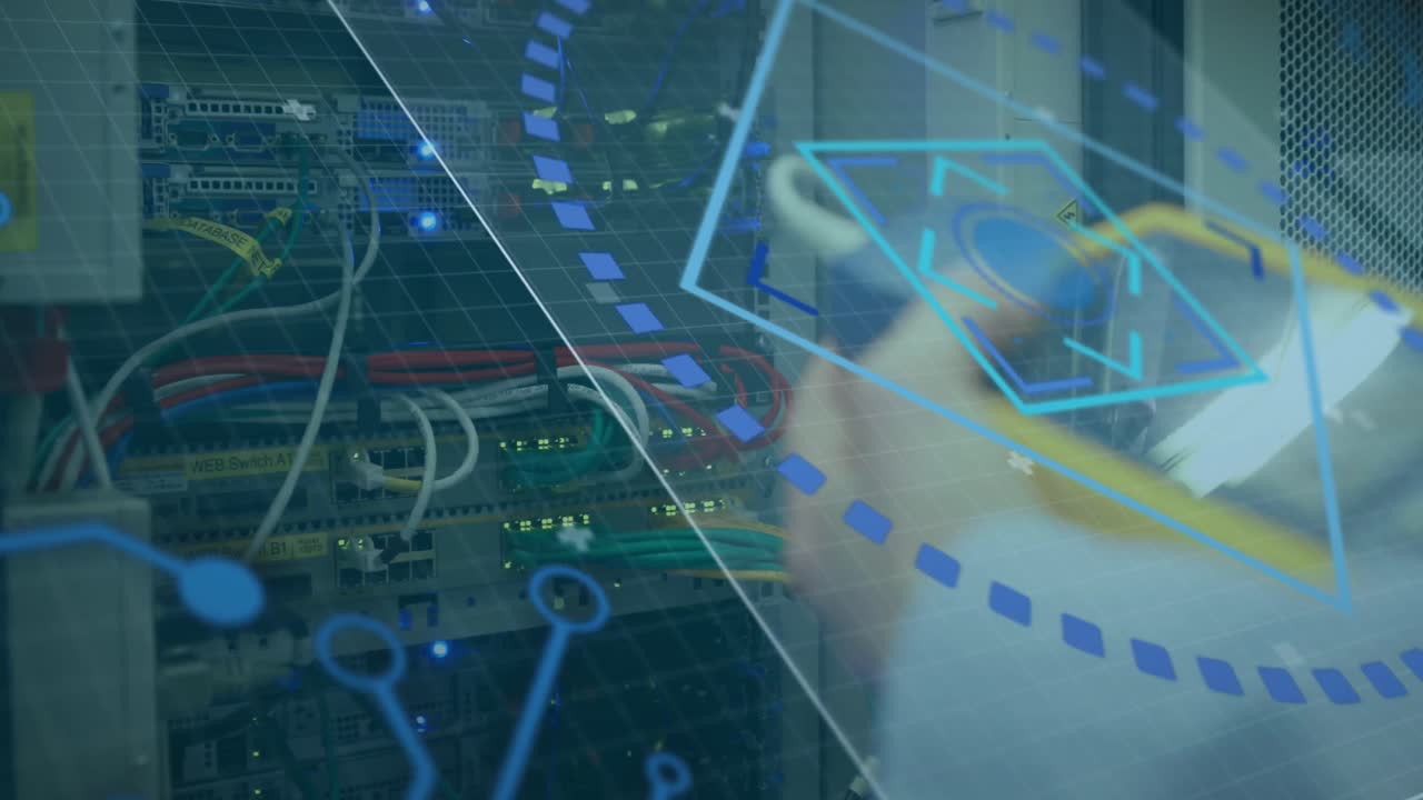 animazione della scansione dell'ambito sopra il tecnico che controlla il server del computer