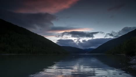 Norwegen-Fantastischer-Sonnenuntergang-02