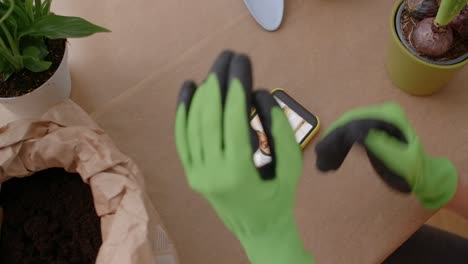 gardening tutorial on smartphone video call