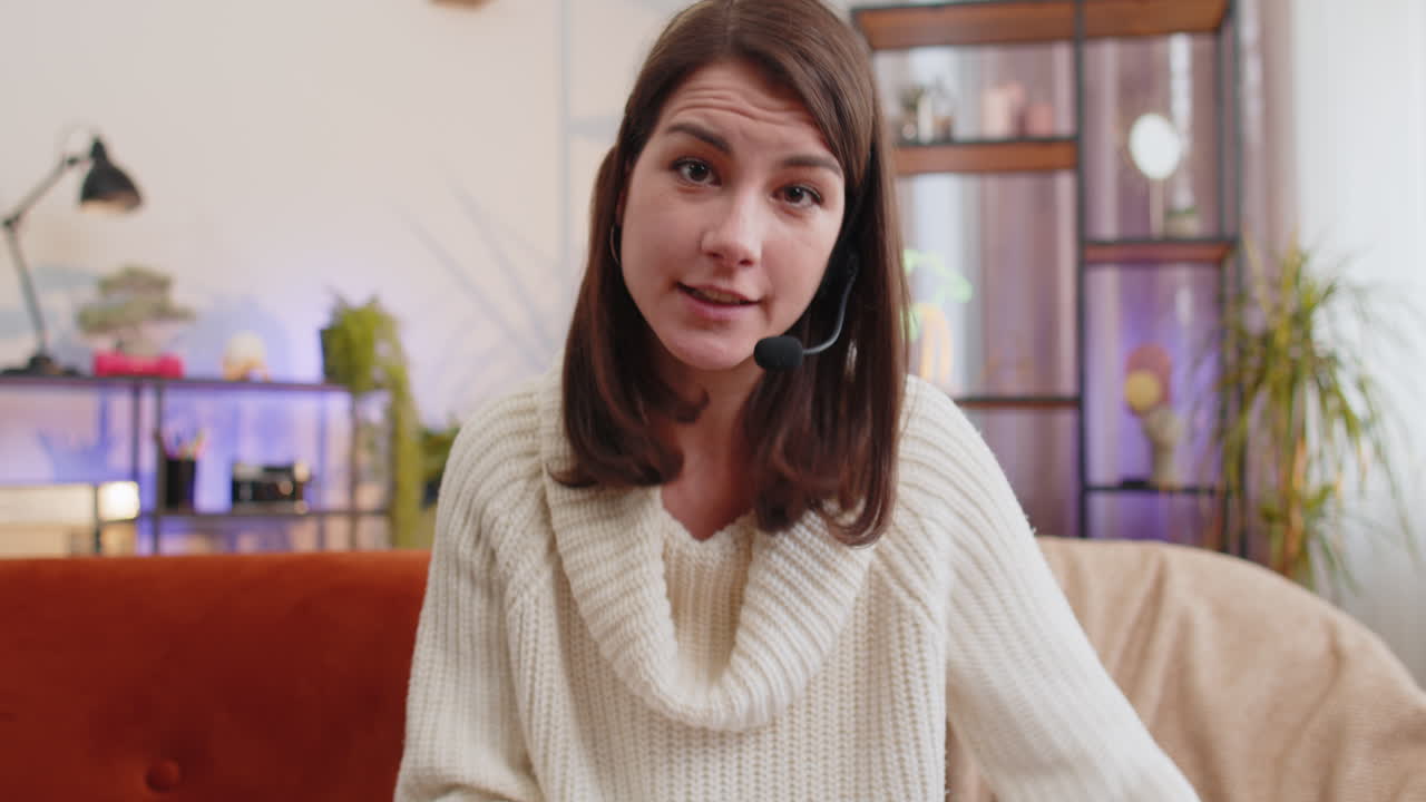 mujer en una llamada de video