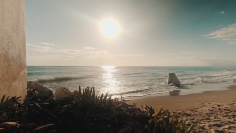 Beach-timelapse-at-an-empty-beach