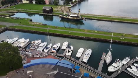 Flying-above-a-port-in-Salem,-Massachusetts