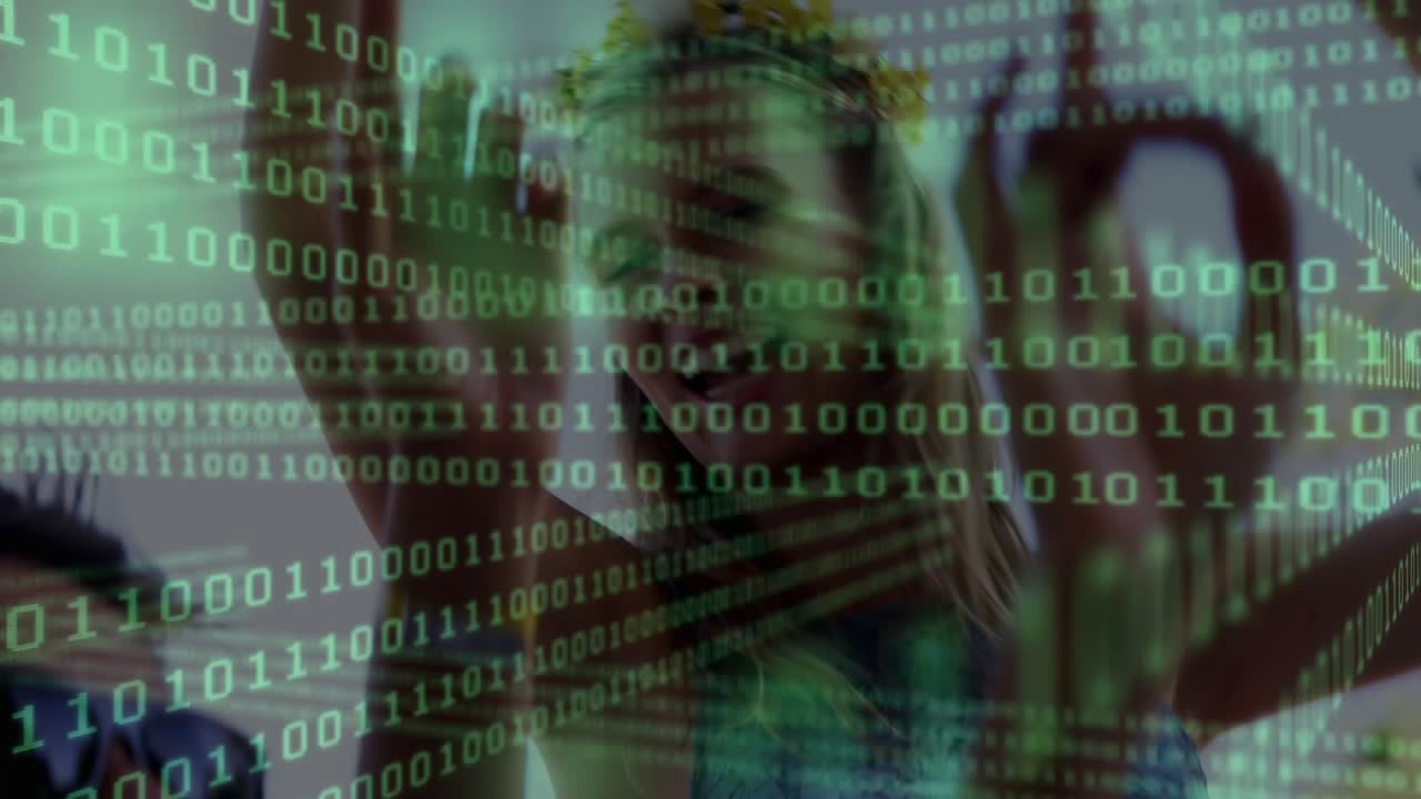 Terwijl binaire code streamt, heft een performer een arm op naar een apparaat met een zwaaiend gebaar in een technische demo.