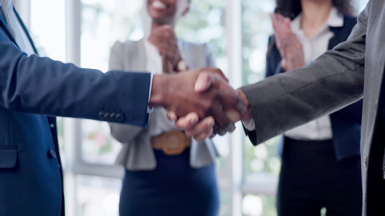 Business people, handshake