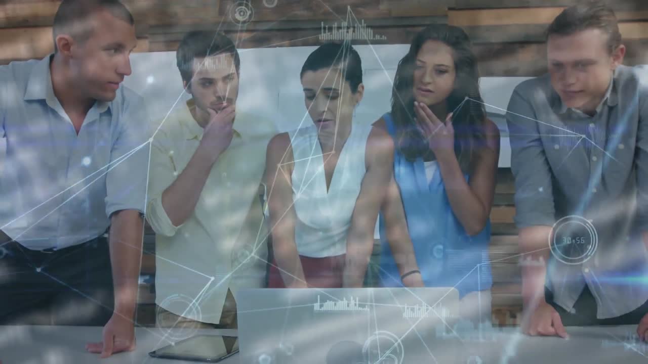 animación de la red de conexiones sobre los empresarios caucásicos en la oficina