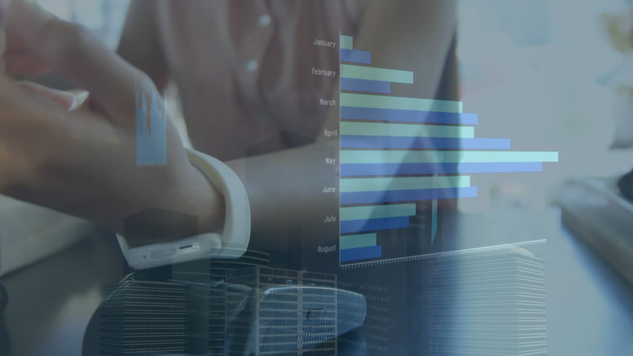 animación de procesamiento de datos estadísticos sobre mujer asiática haciendo pago usando su reloj inteligente